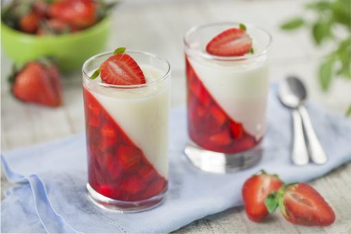 Verrine de Morango com Creme Sabor Limão